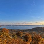 Panorama autunnale sul lago